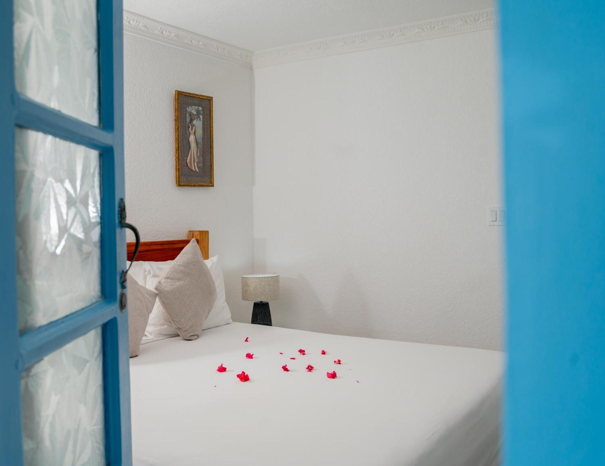 Beyond Sunset Resort & Villas Treasure Beach Esterno foto